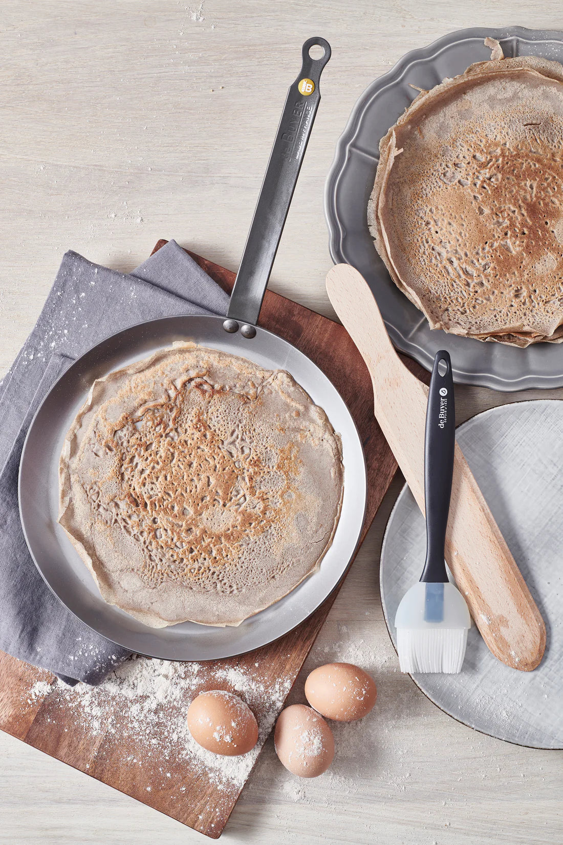 De Buyer Mineral B Carbon Steel Crepe & Tortilla Pan -26 cm or ~10.25"