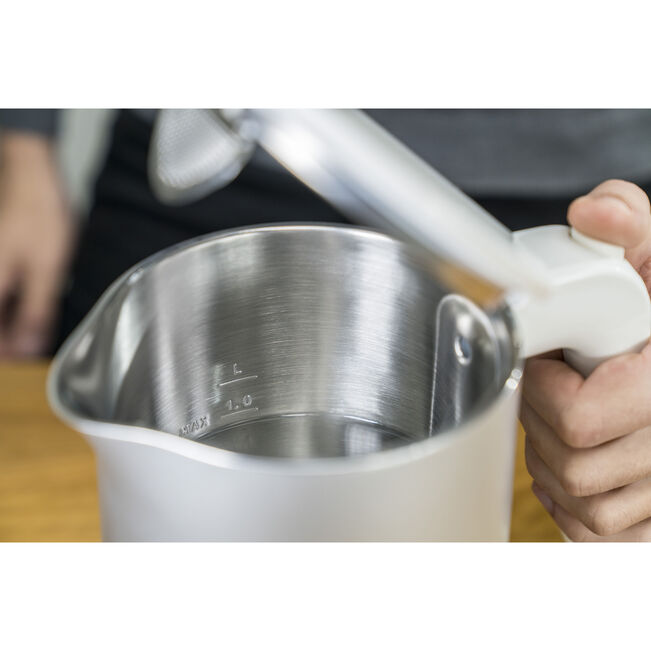 ZWILLING Enfinigy 1 liter, Cool Touch Electric Kettle - Silver