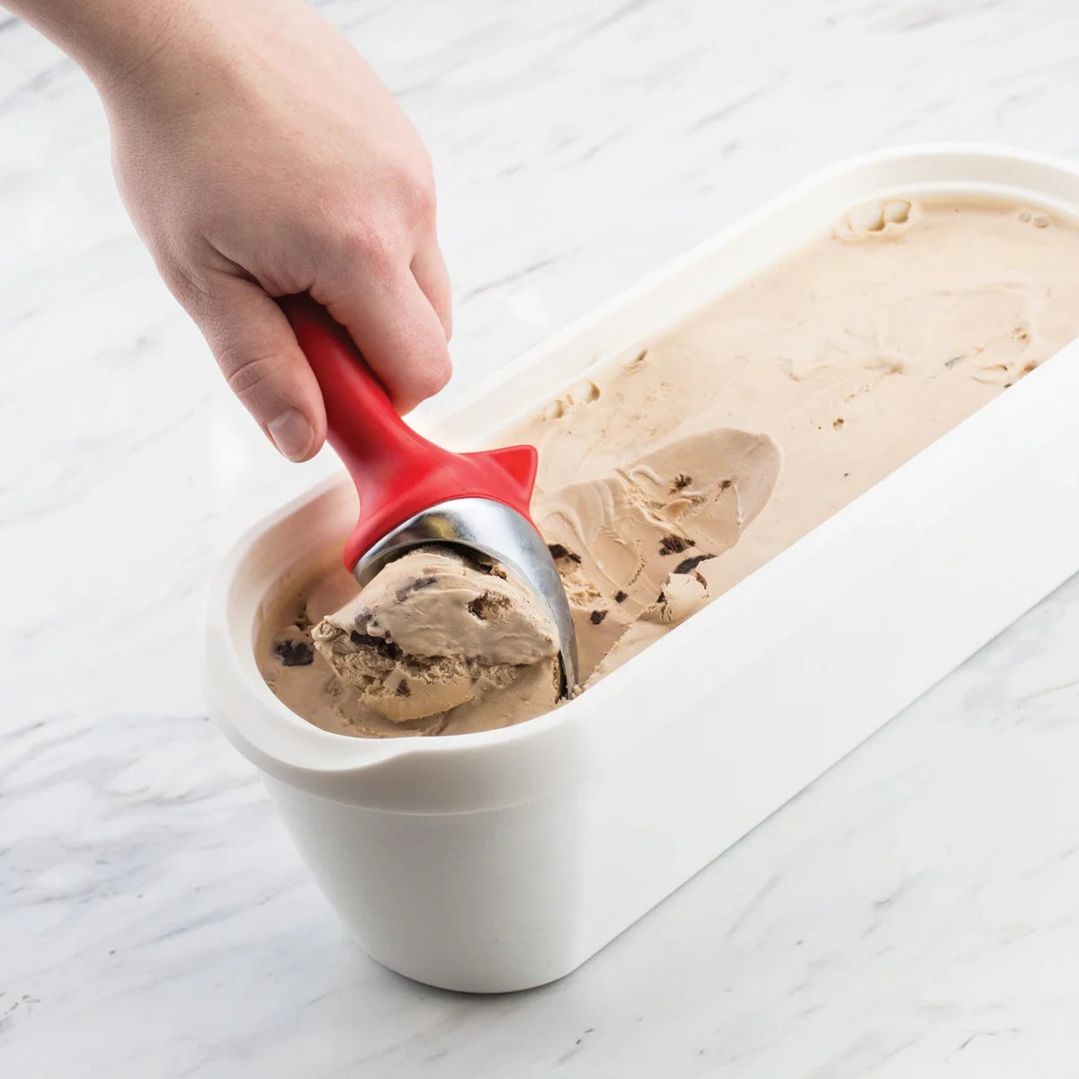 Tovolo Tilt Up Ice Cream Scoop - Candy Apple