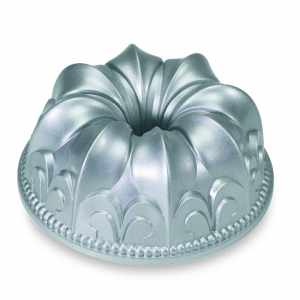 Nordic Ware Fleur De Lis Bundt Pan