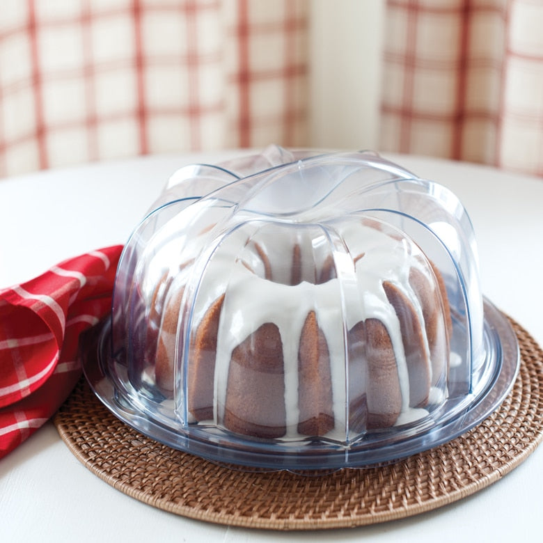 Nordic Ware Deluxe Twist-To-Lock Bundt Cake Keeper