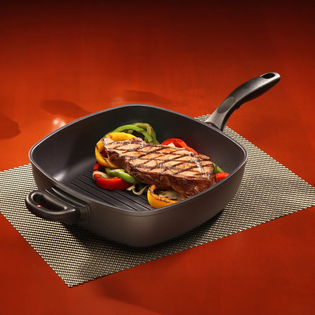 Swiss Diamond HD 11"x11" Deep Grill Pan
