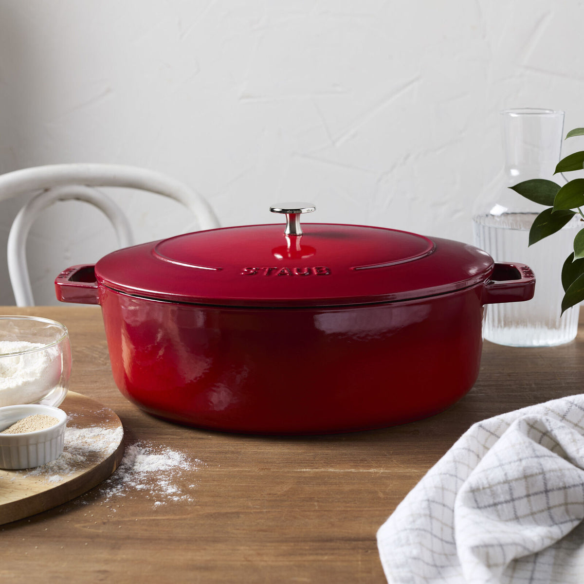 Staub 6 qt, Wide Oval French Oven, Cherry