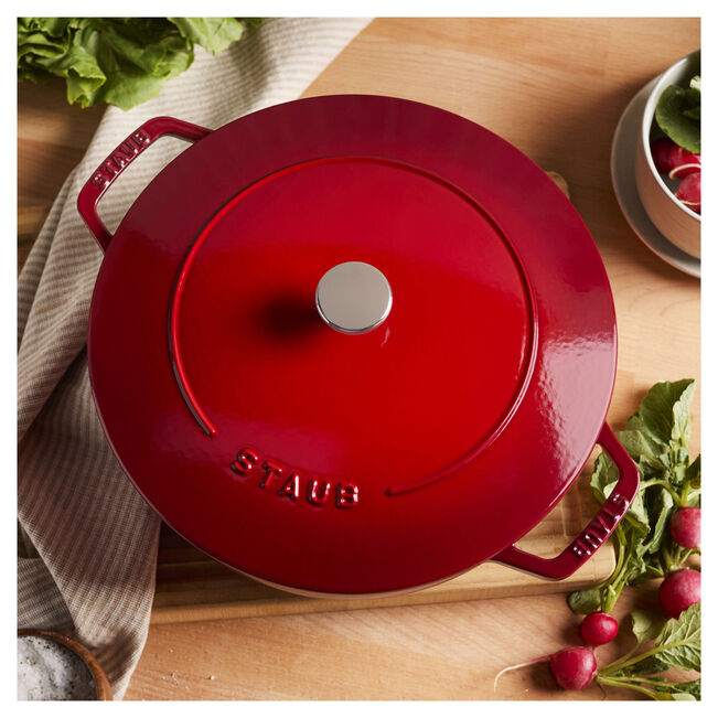 Staub 5.25 qt, Essential French Oven, Cherry