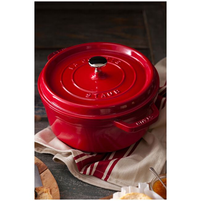 Staub 7 qt, Round, Dutch Oven, Cherry