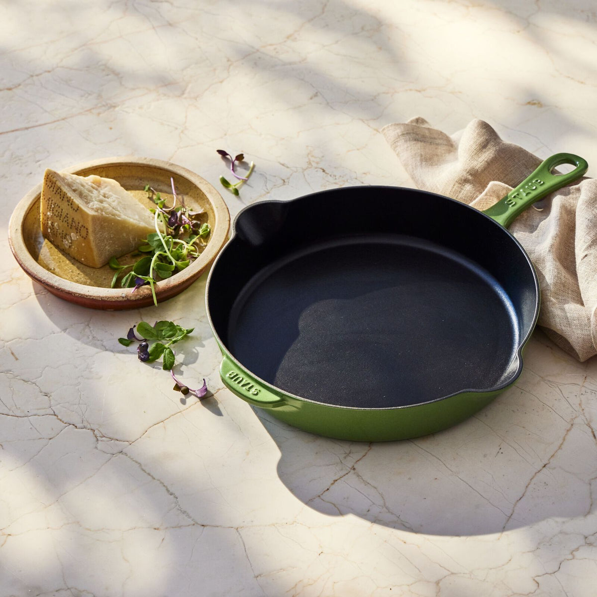 Staub 11-inch, Traditional Deep Skillet, Pistachio