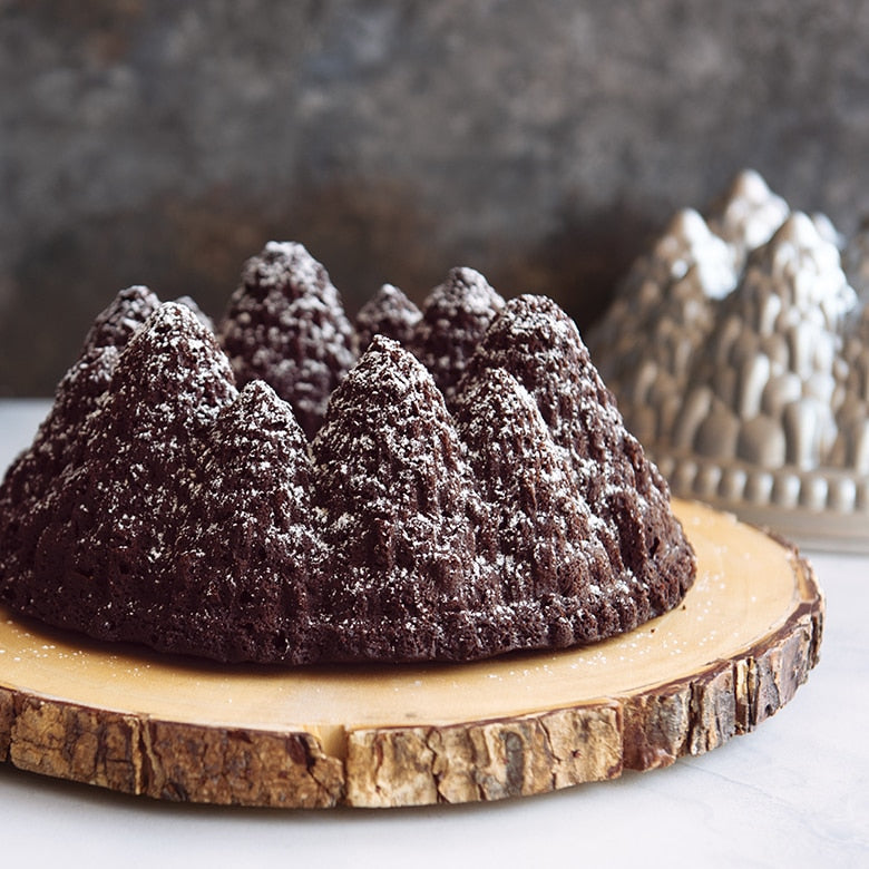 Nordic Ware 9 Cup Pine Forest Bundt® Pan