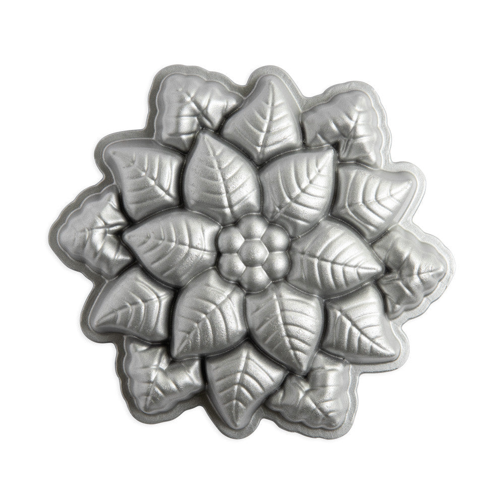 Nordic Ware Poinsettia Pull-Apart Pan
