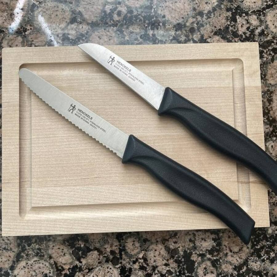 Henckels 3 pc Knife and Board Set